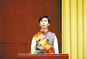 光榮脫貧戶代表、迪慶州香格里拉市五境鄉(xiāng)澤通村村民格茸