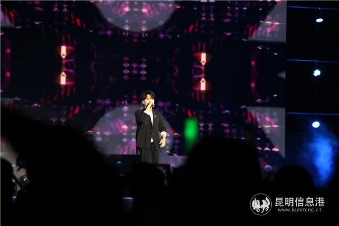 演出現(xiàn)場。記者薛江濤攝