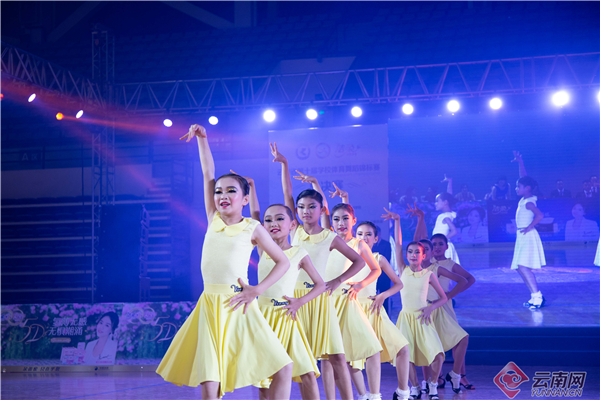 參賽選手們熱情洋溢。徐俊 攝