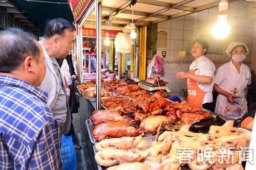 篆新農(nóng)貿(mào)市場(chǎng)房租成倍漲價(jià)4