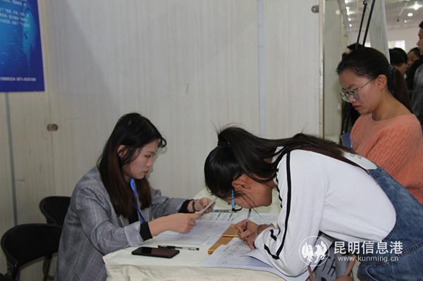 mmexport1571737431570 mmexport1571737431570