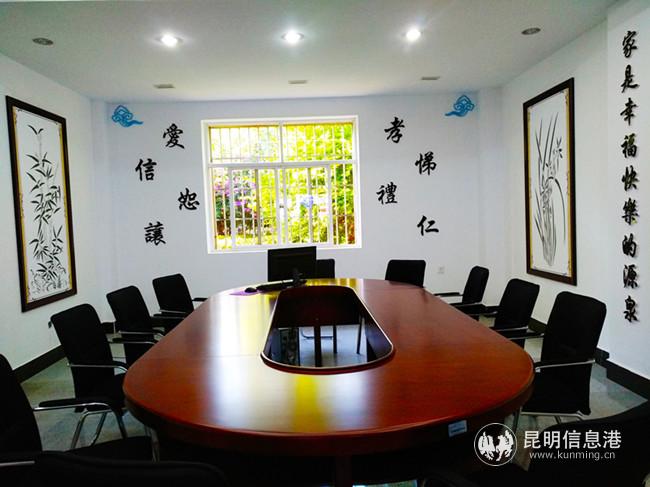 祿勸縣人民法院的民事調(diào)解室。記者江楓 攝