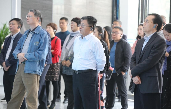 感嘆新區(qū)域 流連老街區(qū) 全國網(wǎng)媒總編輯透過新顏舊貌看“濟(jì)南擔(dān)當(dāng)”