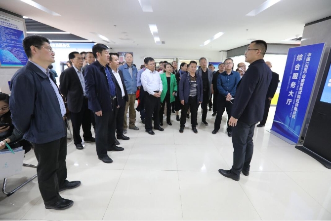 鳳舞展翅啟新程 全國網(wǎng)媒總編輯走進中國(山東)自貿(mào)試驗區(qū) 濟南片區(qū)感嘆濟南更加開放