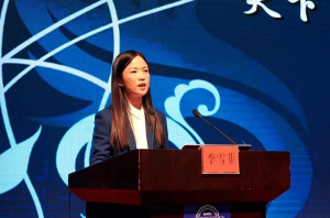 昆明市盤(pán)龍區(qū)金康園小學(xué)校長(zhǎng)李雪菲。