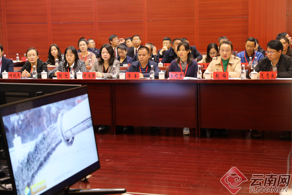 00301169553_dc4a4d9a 00301169553_dc4a4d9a