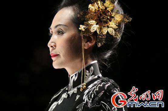 好看又好玩兒 傳統(tǒng)非遺亮相中國國際時(shí)裝周 IMG_9609.JPG