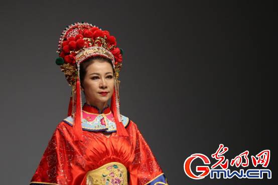 好看又好玩兒 傳統(tǒng)非遺亮相中國國際時(shí)裝周 IMG_9630.JPG