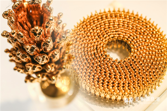 清華美院副教授王曉昕作品，“以同為異”