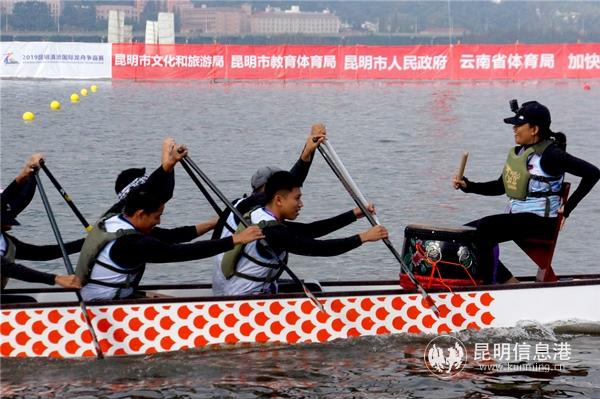 比賽現(xiàn)場(chǎng)2 記者劉雄斌攝 比賽現(xiàn)場(chǎng)2 記者劉雄斌攝