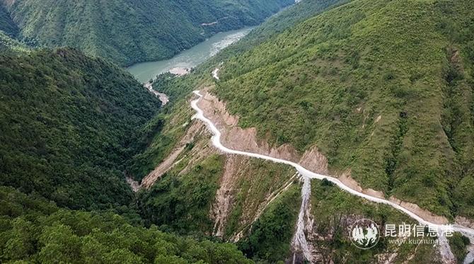 明通隧道施工便道將改善當(dāng)?shù)匕傩粘鲂协h(huán)境。供圖-通訊員黃再云-周永勃-常星星