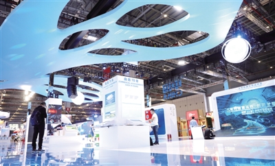 行動,讓開放的承諾擲地有聲