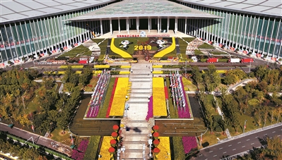 從空中俯瞰國家會展中心（上海）南廣場。新華社發(fā)