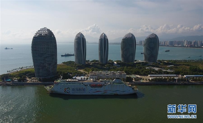 (在習(xí)近平新時(shí)代中國特色社會主義思想指引下——新時(shí)代新作為新篇章·總書記關(guān)切開放事·圖文互動(dòng))(3)開放的故事講不完——海南開放再“提速”