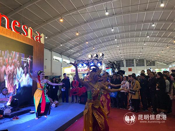 mmexport1573883466467 mmexport1573883466467