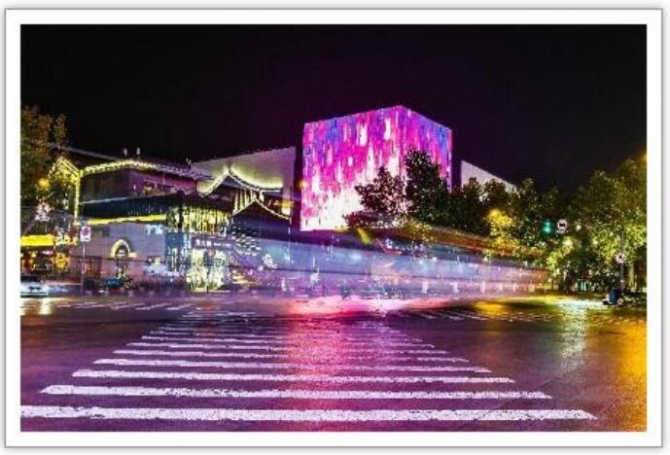 亞洲頂級(jí)設(shè)計(jì)師 國(guó)際水準(zhǔn)時(shí)裝秀 “泉城風(fēng)尚”國(guó)際時(shí)裝周今日開場(chǎng)