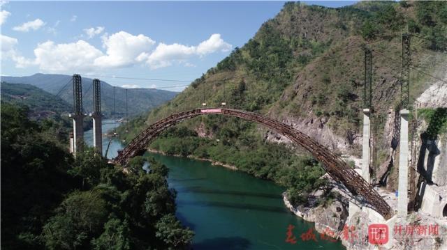 思瀾高速公路瀾滄江特大橋
