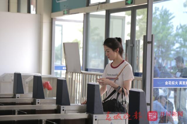 明起昆玉河鐵路開通電子客票業(yè)務(wù)