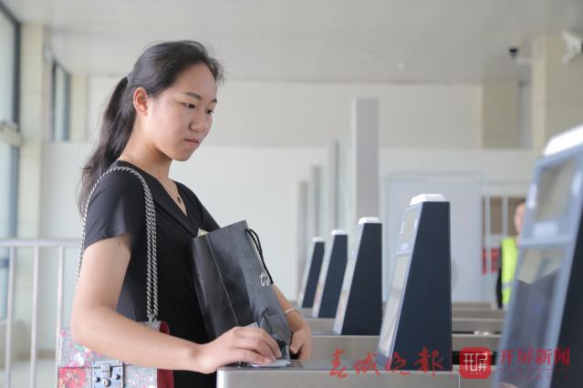 明起昆玉河鐵路開通電子客票業(yè)務(wù)