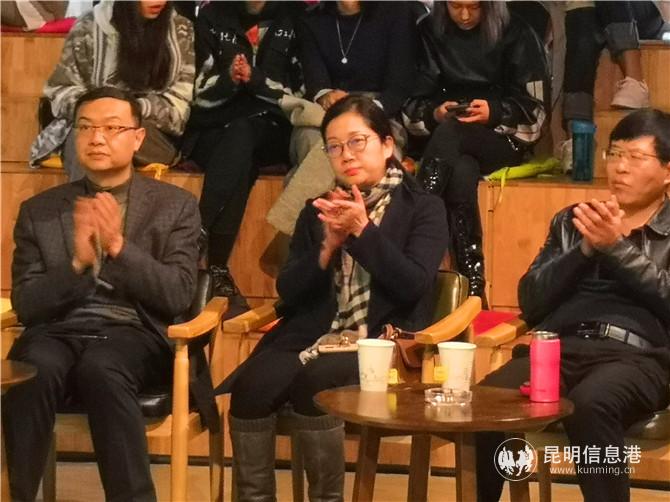 mmexport1574767754759