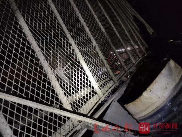 臨滄一在建隧道發(fā)生突泥涌水事故