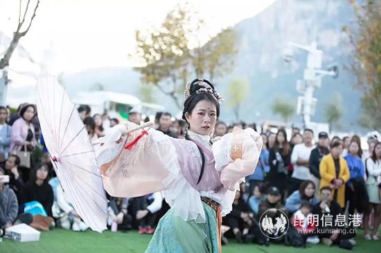 mmexport1575118599730 mmexport1575118599730