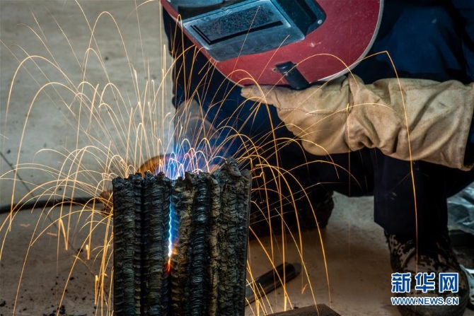 (社會(huì))(5)云南鎮(zhèn)沅:“志智雙扶”促脫貧