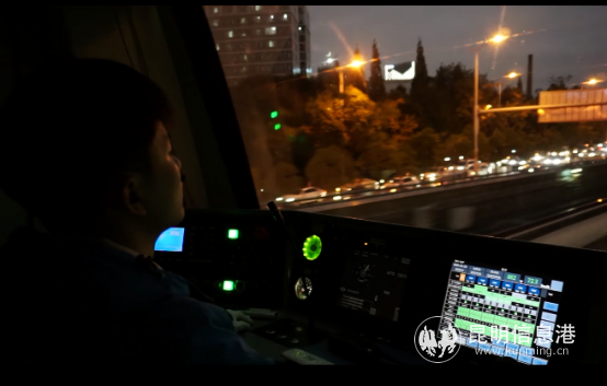 作品《責(zé)任與擔(dān)當(dāng)》截圖 作品《責(zé)任與擔(dān)當(dāng)》截圖