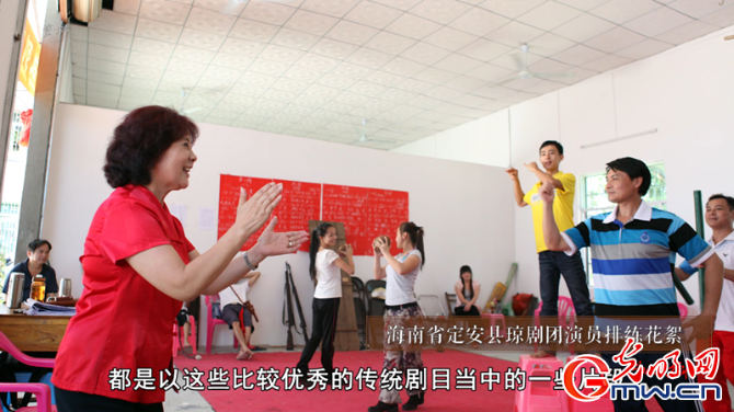 “為人民抒情”之瓊?。喊藗€(gè)聲調(diào)唱出閩南鄉(xiāng)情 文武結(jié)合演繹海南故事