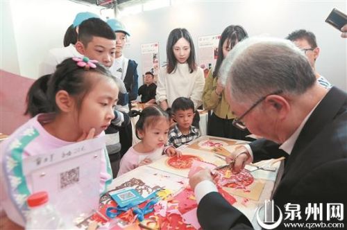 今年11月，泉州非物質(zhì)文化遺產(chǎn)館開館，薈萃眾多閩南傳統(tǒng)文化技藝。（資料圖）