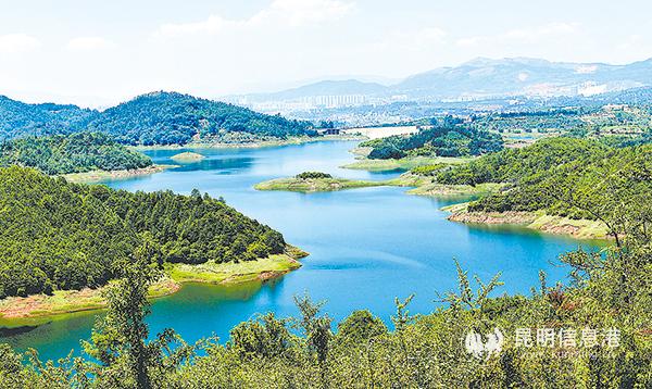 從松華壩到得勝橋綠茵成線 從松華壩到得勝橋綠茵成線