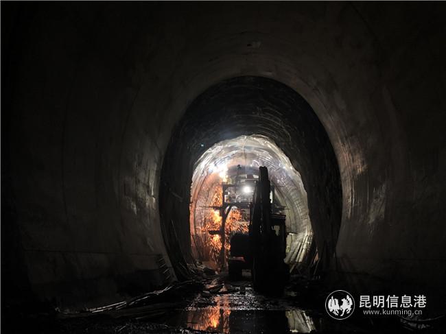 麗香鐵路圓寶山隧道貫通，圖為供圖。通訊員王鵬 郝亞凡 陳騫1