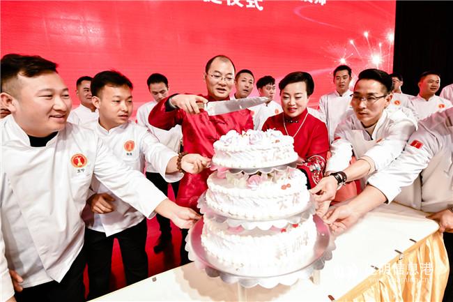 907810987cb44011d365f2663a67bd0