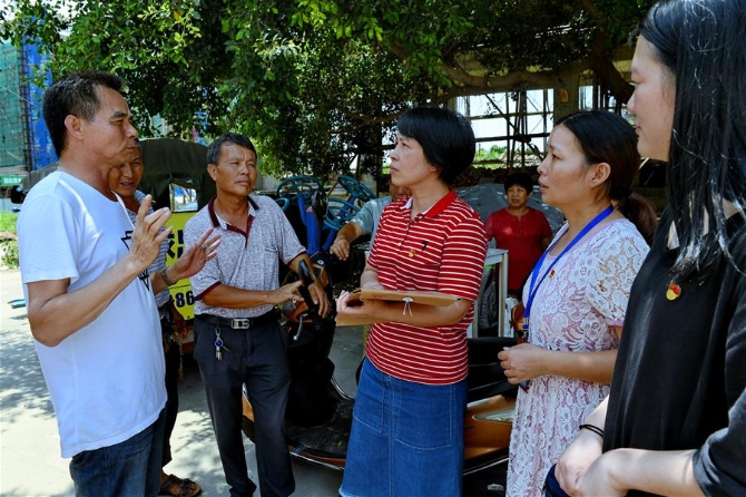 （新華全媒頭條·圖文互動）（9）以優(yōu)良作風(fēng)凝聚決戰(zhàn)決勝磅礴力量——2019年以習(xí)近平同志為核心的黨中央貫徹執(zhí)行中央八項(xiàng)規(guī)定、推進(jìn)作風(fēng)建設(shè)紀(jì)實(shí)