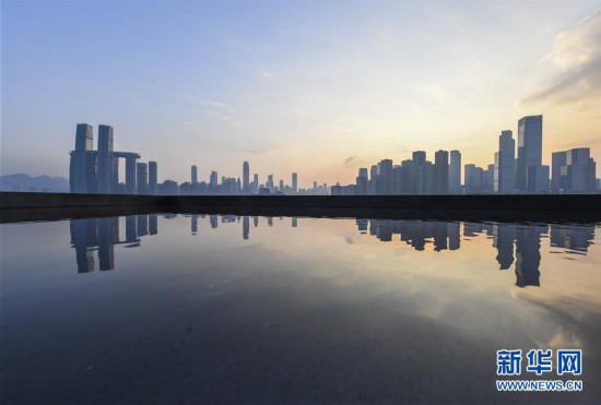（新華視界）（1）山水之城分外美