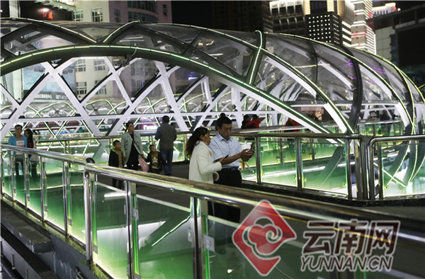 00301337765_381f1d4b 00301337765_381f1d4b