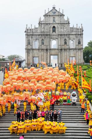 金鼠賀歲囍臨門 三代同堂游澳門 金鼠賀歲囍臨門 三代同堂游澳門