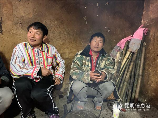 木文軍和他的姐夫。