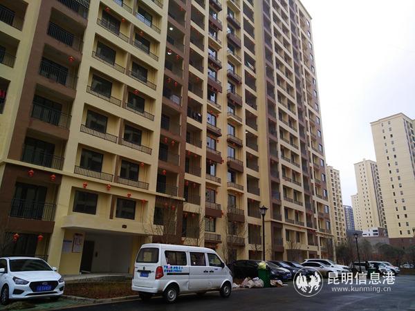 卯家灣易地扶貧搬遷安置區(qū)一角。記者江楓攝