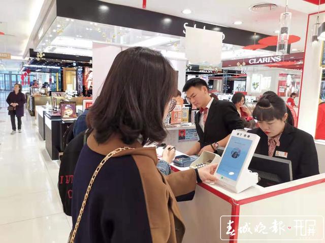 省發(fā)改委回應(yīng)近期熱點(diǎn)問題 (1).jpg