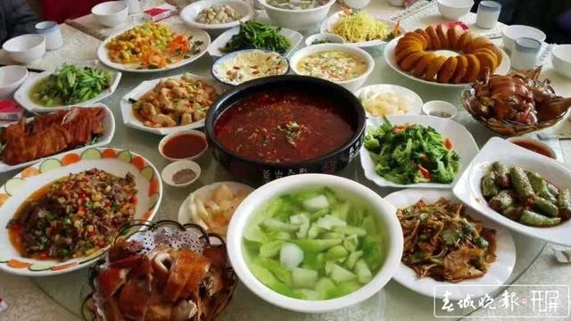 大飽眼福之旅 過(guò)年羅平春光正好 (5).jpg