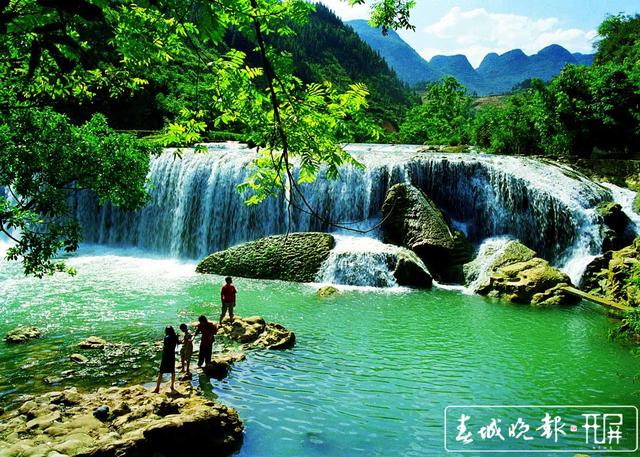 大飽眼福之旅 過(guò)年羅平春光正好 (2).jpg