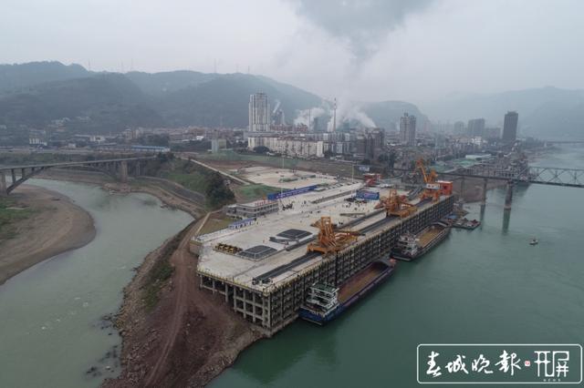 云南最大內(nèi)陸港口一期擴能工程投用，年貨物吞吐量將達800萬噸 (4).jpg