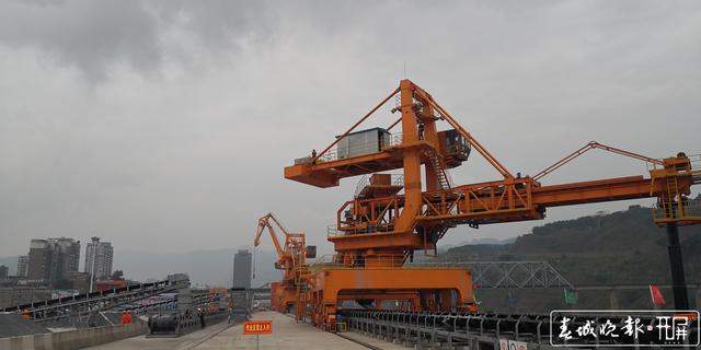 云南最大內(nèi)陸港口一期擴能工程投用，年貨物吞吐量將達800萬噸 (2).jpg