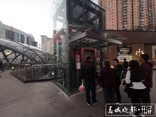 環(huán)形天橋電梯