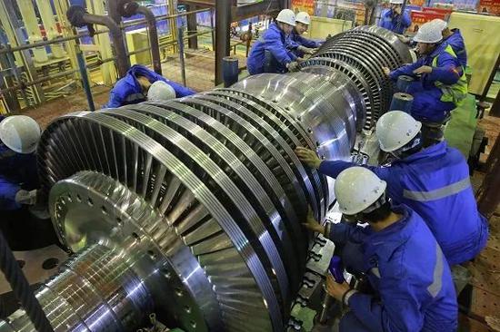 新汽輪器轉(zhuǎn)子安裝
