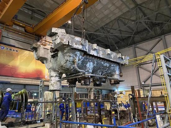 舊的輪機被拆除