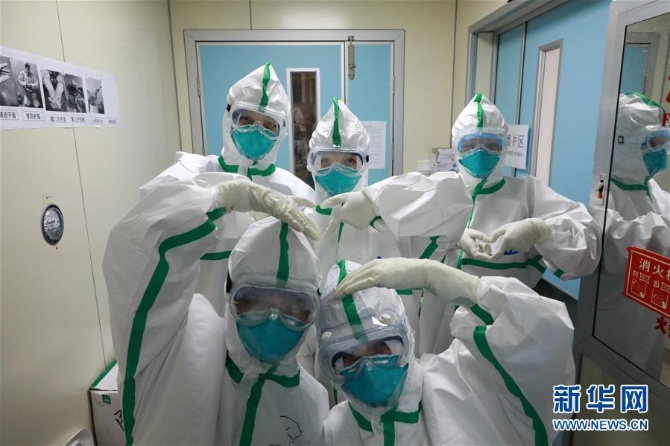 (新華全媒頭條·圖文互動)(4)戰(zhàn)武漢——解放軍支援湖北抗擊疫情直擊