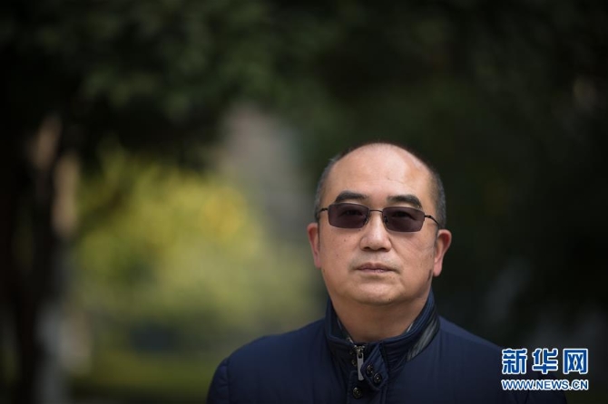 (新華全媒頭條·聚焦疫情防控·圖文互動(dòng))(4)拼漸凍生命 與疫魔競(jìng)速——記疫情“風(fēng)暴眼”中武漢金銀潭醫(yī)院院長(zhǎng)張定宇