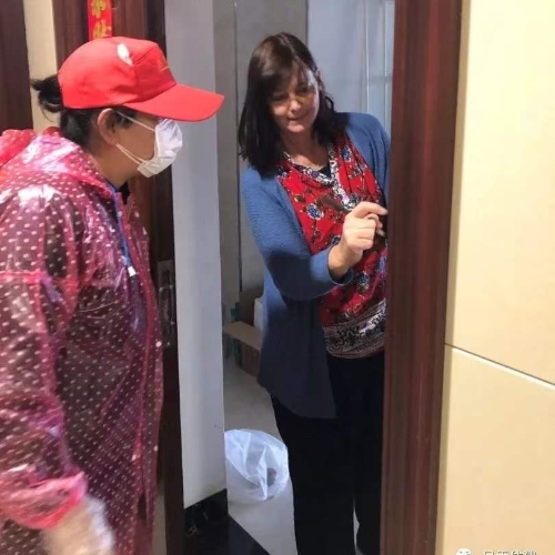 EF3EEA64-98AF-4AED-BFA4-4ED27C743F22